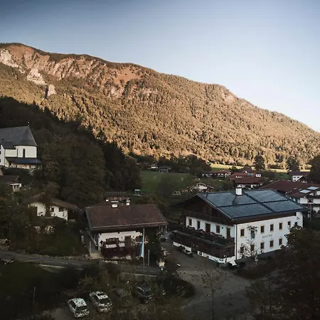 Rait'ner Wirt 3* שלכינג