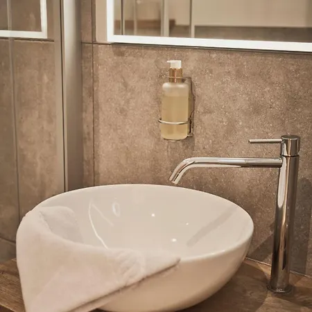 Rait'ner Wirt Hotel